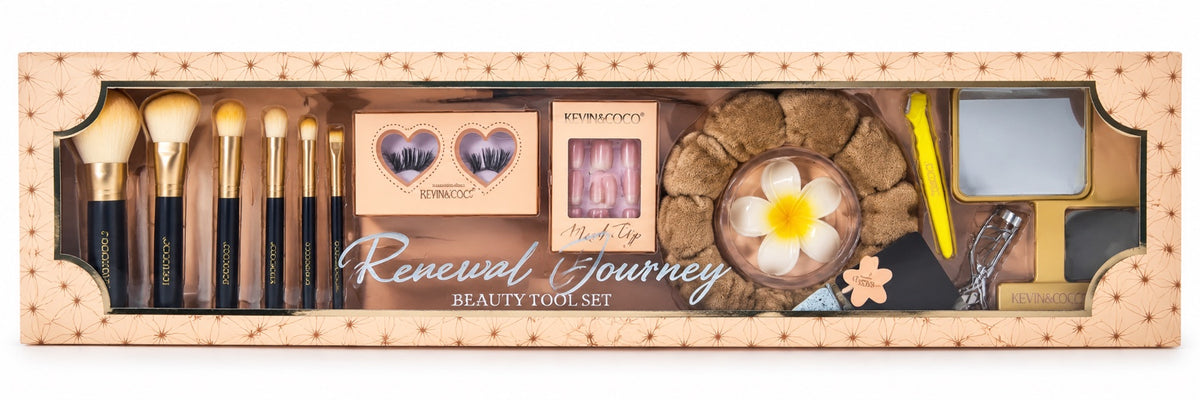 Set de herramientas y accesorios de belleza Kevin&Coco Renewal Journey, caja beige con brochas, pestañas y accesorios