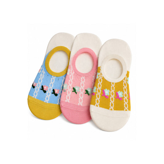 Pack de tres pinkies con estampado de florecitas azul rosa y amarillo, fondo blanco