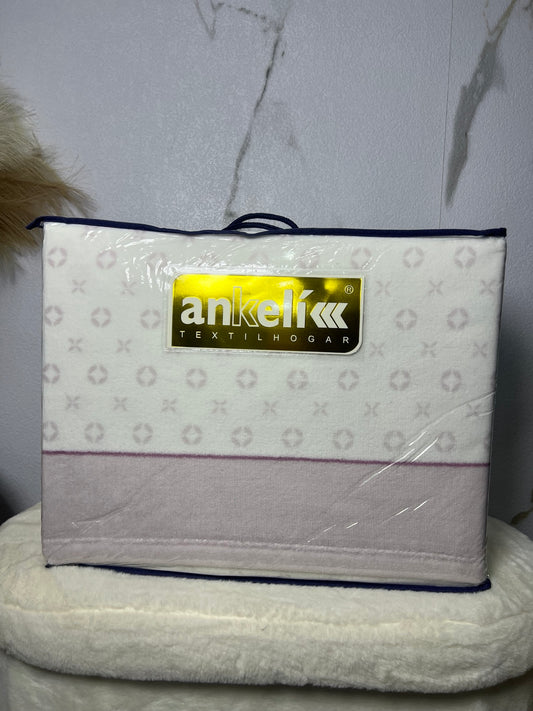 Juego de sábanas Ankel de tonos blanco y malva para cama de 105 cm