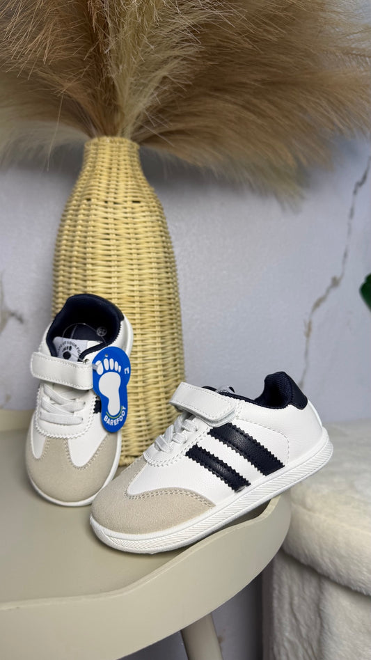 Zapatillas infantiles blancas y azul marino con velcro, números 24 al 29